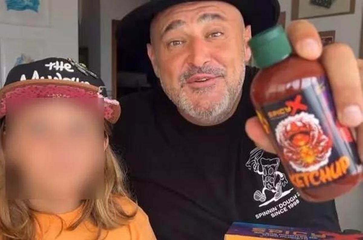 L'acteur et homme d'affaires Chico Requena et son fils
