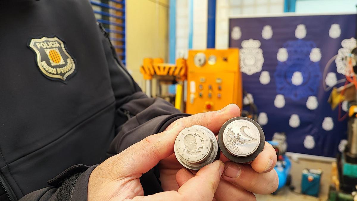 Monedas falsas de 2 euros