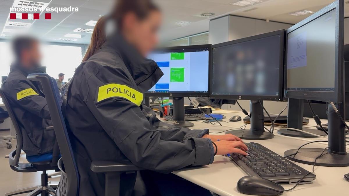 Los Mossos desarticulan una trama de pederastas que captaban a menores en las redes sociales