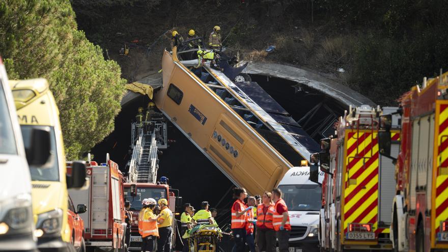 ACCIDENT C-32 À BARCELONE |  Qu'est-il arrivé au bus qui s'est écrasé dans le tunnel C-32 entre Tordera et Santa Susanna