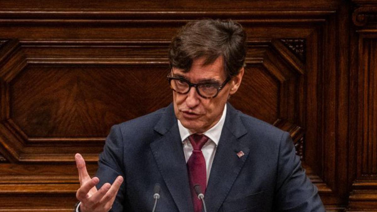 Salvador Illa, durant el seu discurs en el ple d’investidura al Parlament, ahir.