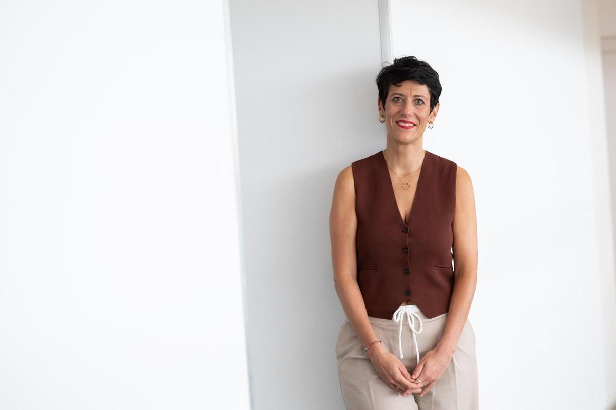 Elma Saiz a participé ce jeudi au « Sommet mondial du football » à Séville.