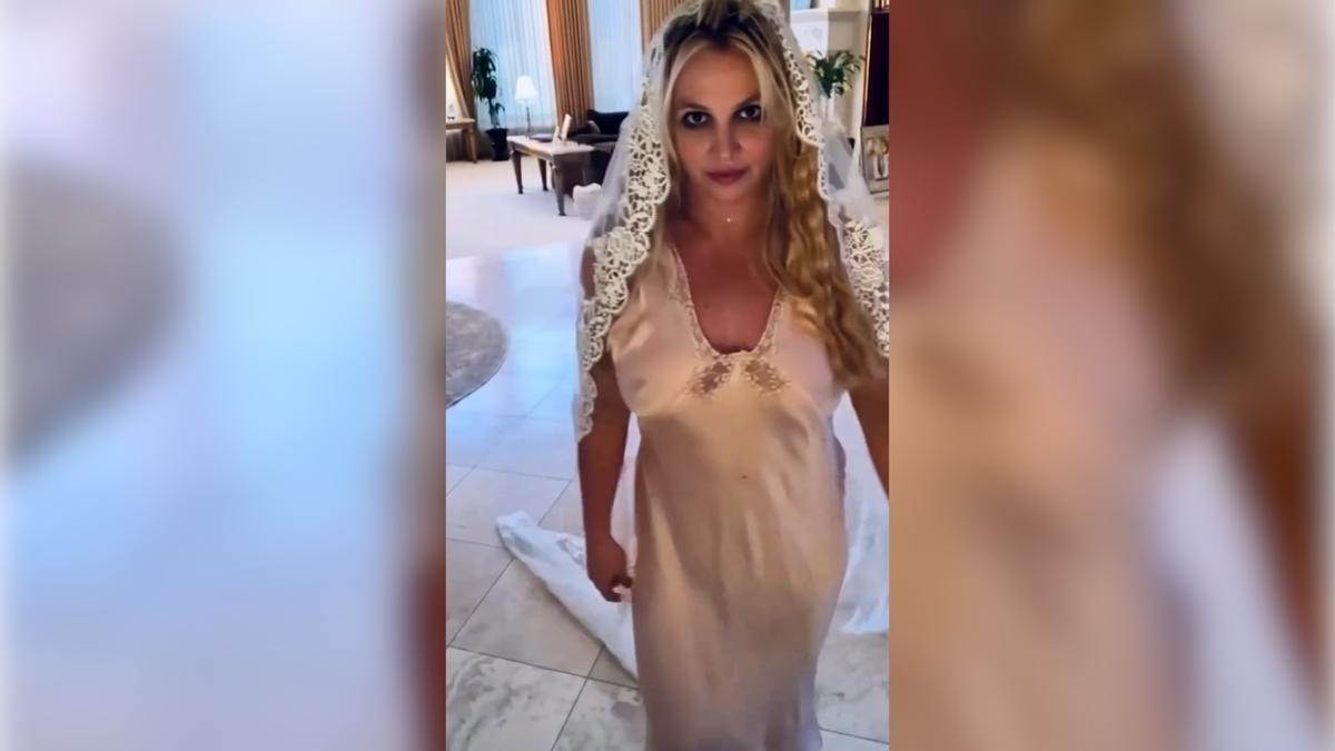 Britney Spears se casa con ella misma
