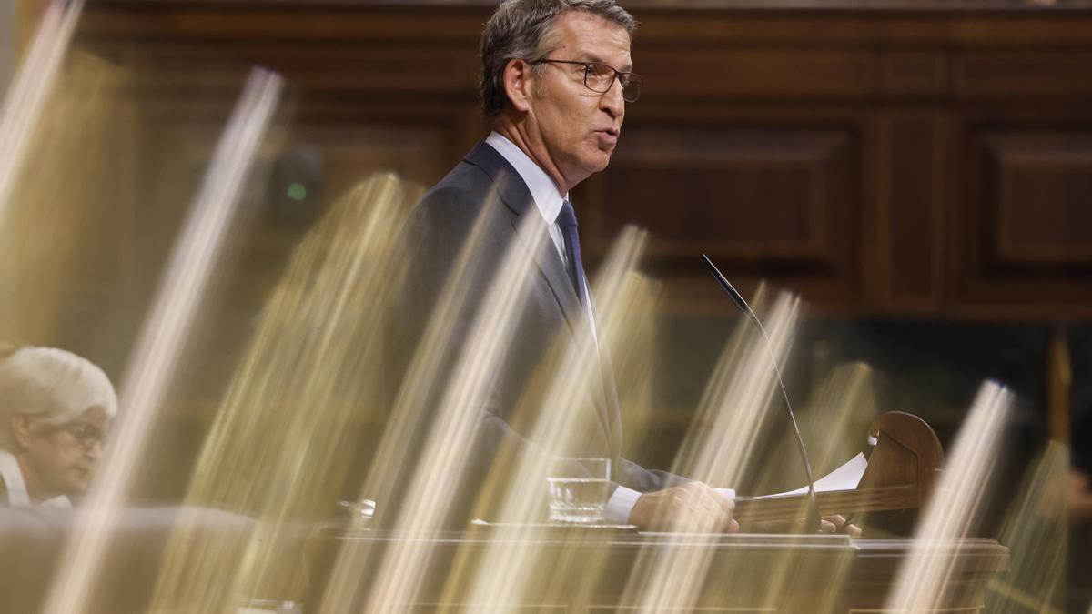 Feijóo, en la tribuna del Congreso, la semana pasada.