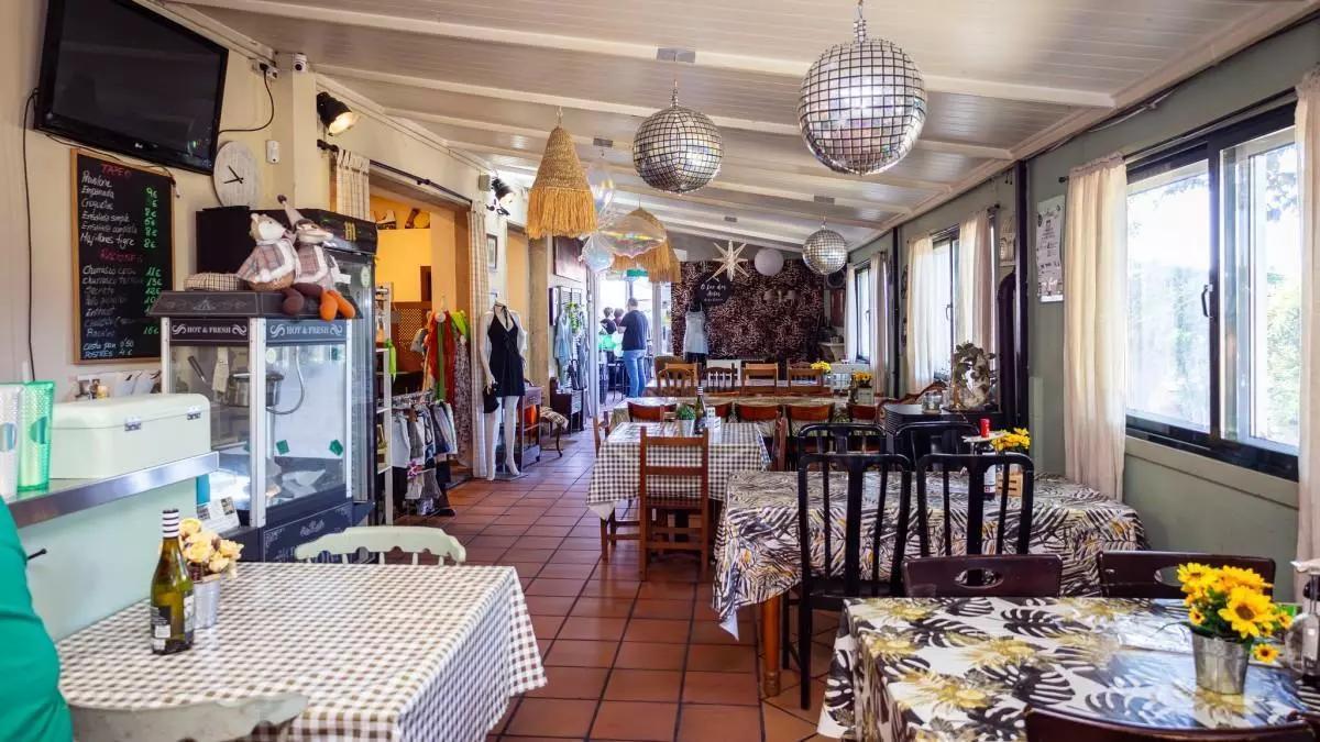 Este restaurante de Vigo ha recibido un curioso currículum que se ha hecho viral