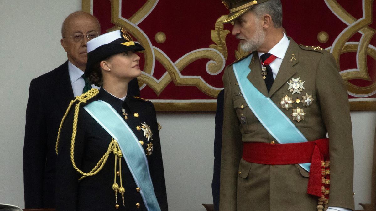 El error de la princesa Leonor que ha provocado una sonrisa a Felipe VI en el desfile del 12 de octubre