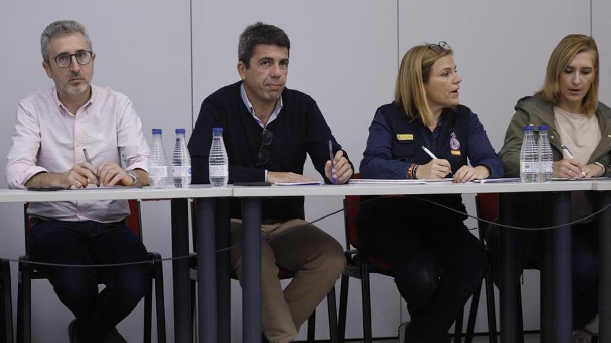 Mazón se mantiene en el cargo pese a la presión de la calle