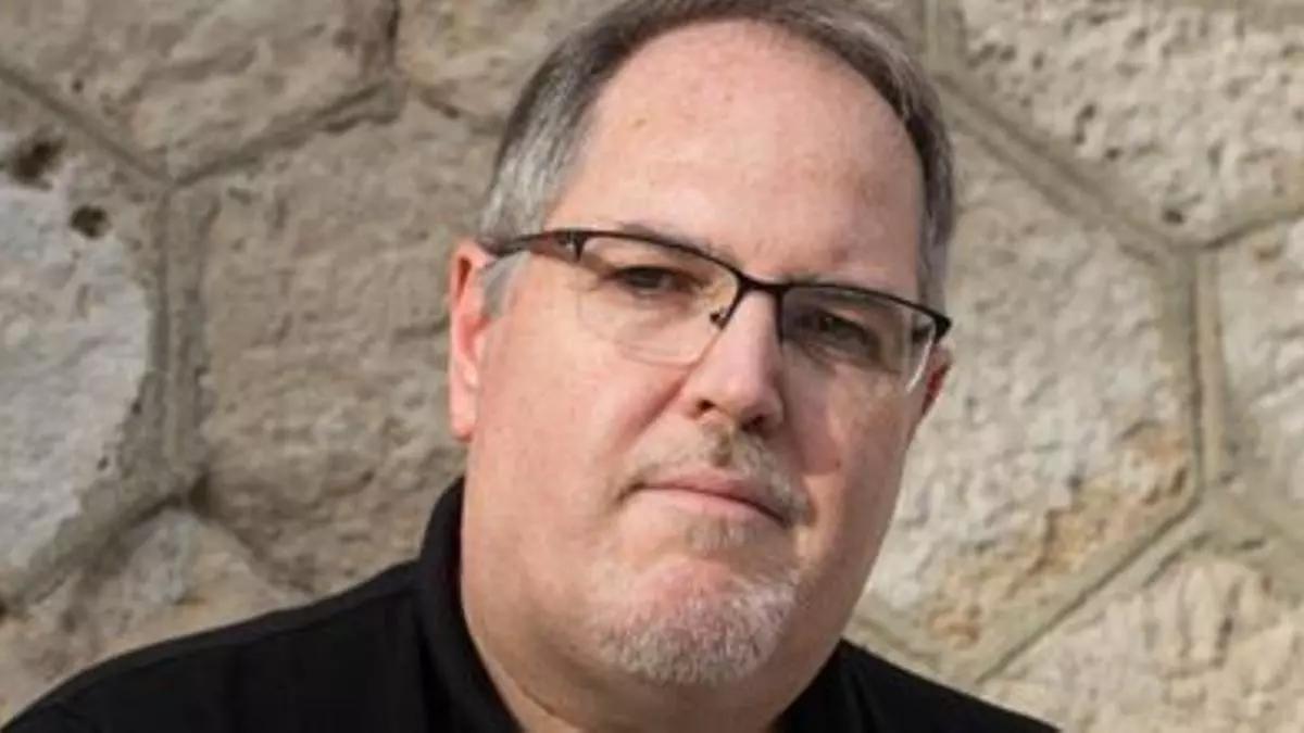 Pedro Ortega, gran experto en historia del tarot