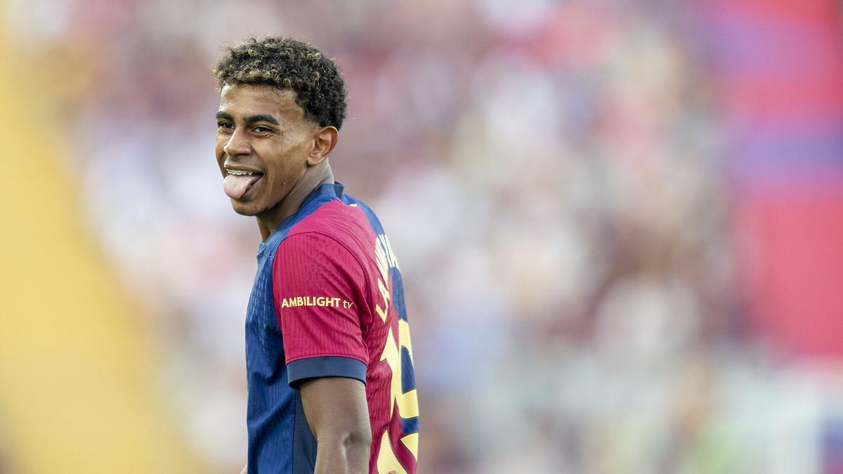 Lamine Yamal durante el partido de liga entre el FC Barcelona y el Athletic de Bilbao