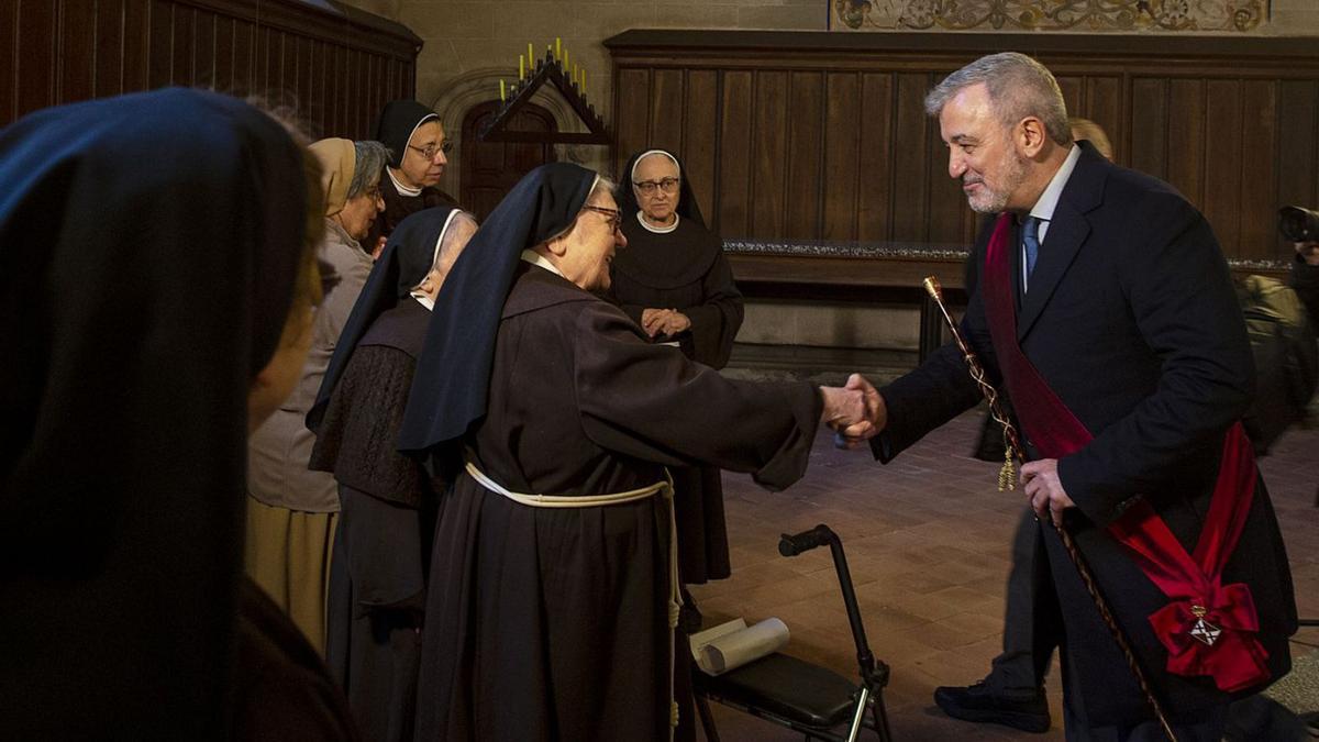 Collboni, durante su visita al monasterio, la primera que hizo como alcalde, el año pasado.
