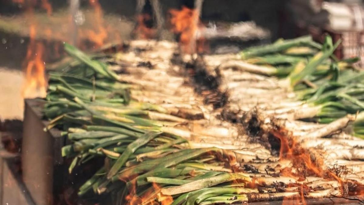 'Calçots' al fuego en WTFoc.