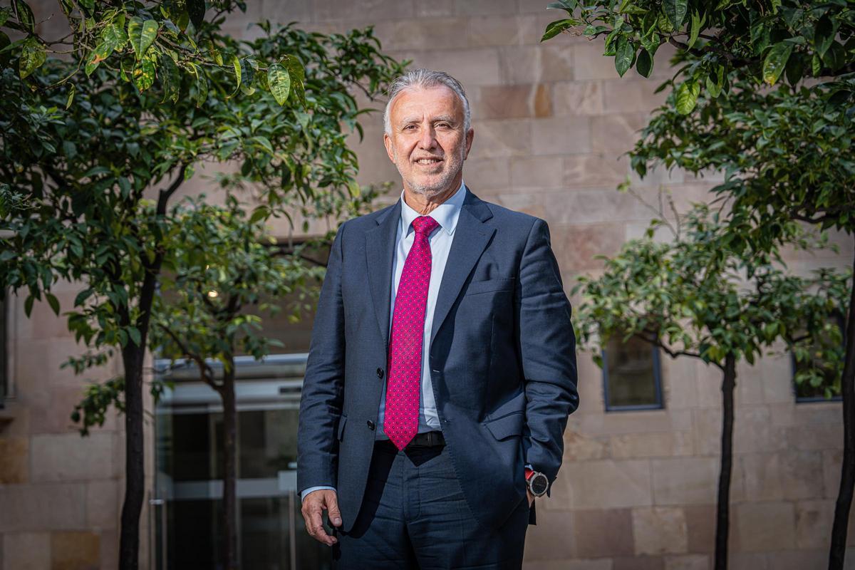 Le ministre de la politique territoriale et de la mémoire démocratique, Ángel Víctor Torres.