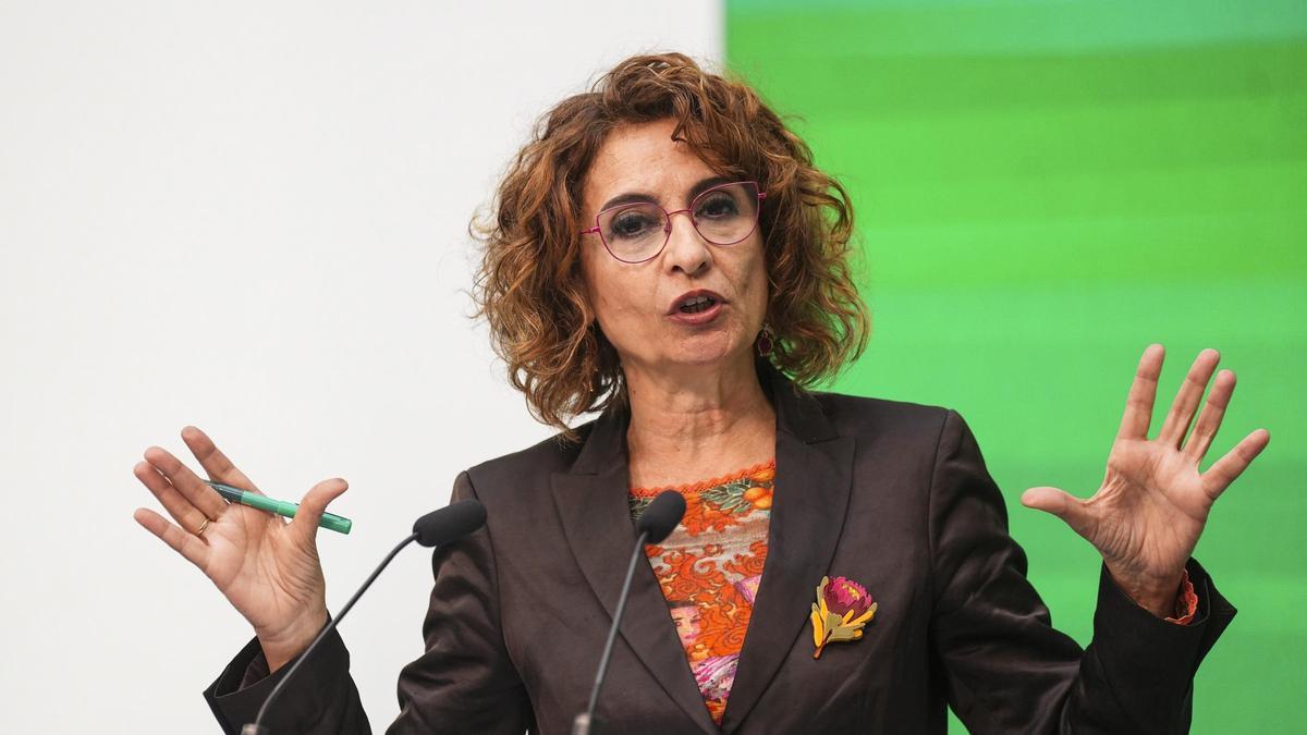 La vicepresidenta primera y ministra de Hacienda, María Jesús Montero.