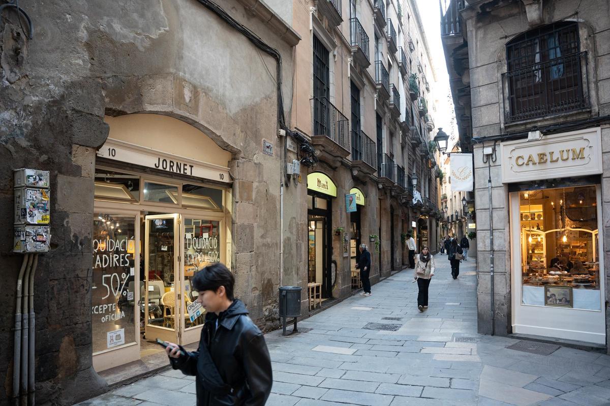 Liquidation de fermeture dans les meubles Centenaria Casa Jornet