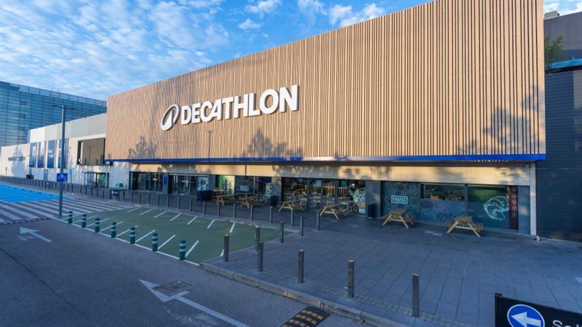 ¡Atención deportistas! Decathlon cerrará próximamente estas tiendas