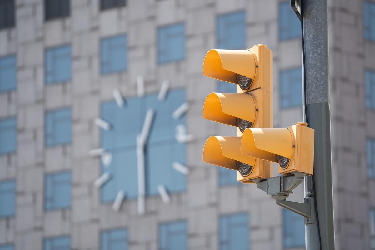 La surveillance de l'hôtel Catalonia España est à 12h30