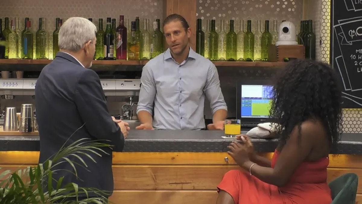 Matías frena a una soltera en 'First Dates'