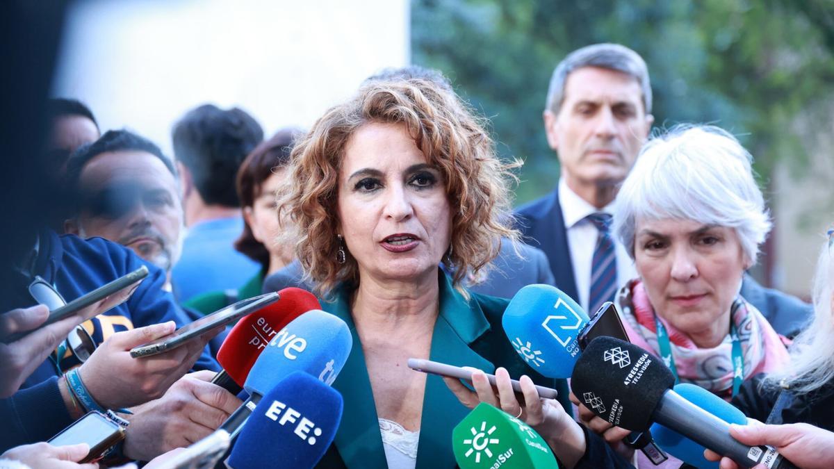 Montero rectifica y pide disculpas por cuestionar la presunción de inocencia tras la absolución de Dani Alves