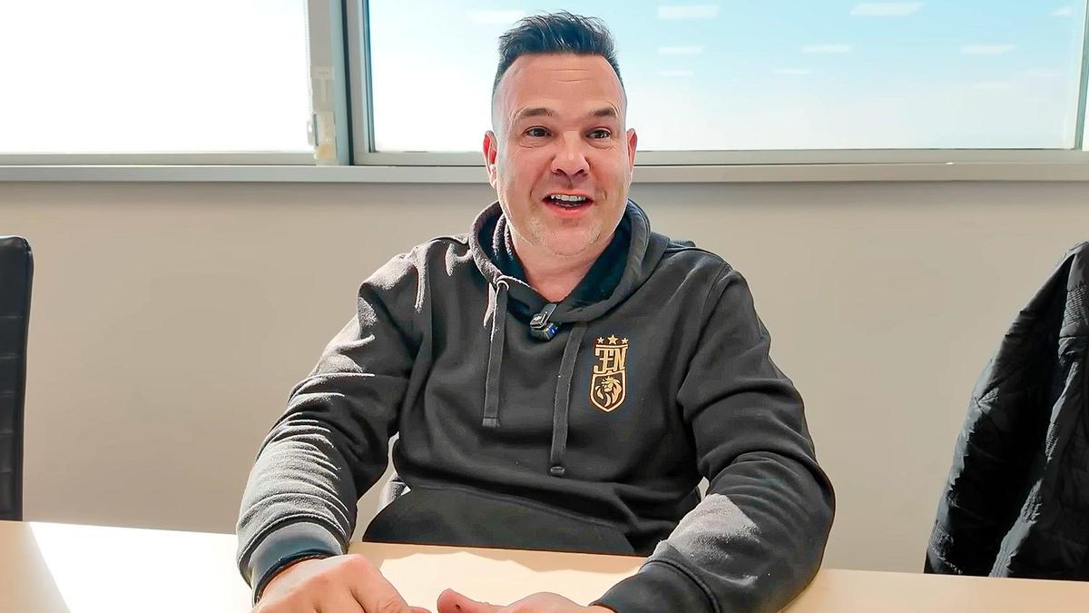 El empresario José Elías, de 49 años, lo tiene claro: "Cuando alguien de mi equipo decide convertirse en competencia, no me enfado. Al contrario"