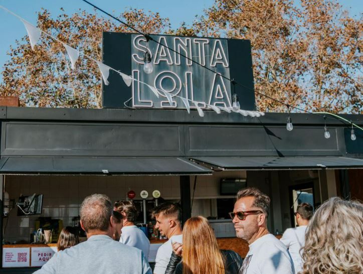 El bar Santa Lola, recientemente desalojado en Badalona.