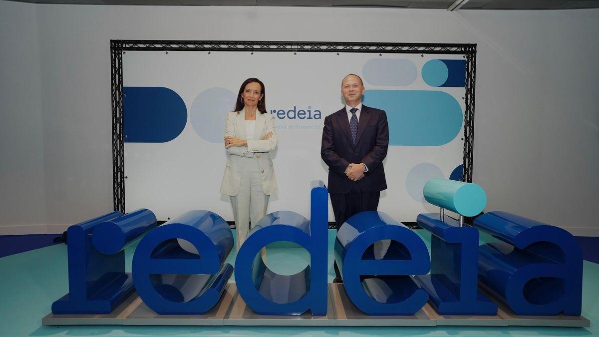 La presidenta y el consejero delegado de Red Eléctrica, Beatriz Corredor y Roberto García Merino, en una imagen de archivo.