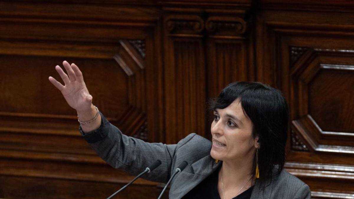 Sílvia Orriols, líder de Aliança Catalana,  en una intervención en el Parlament.