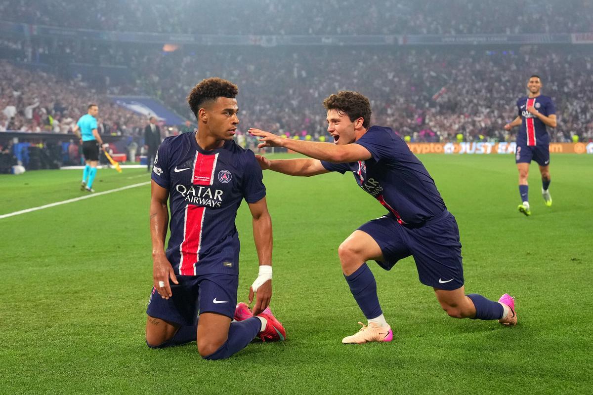Le désir du PSG célèbre après avoir marqué 2-0 lors du match de football final de la Ligue des champions de l'UEFA entre Paris Saint Germain et FC Inter à Allianz Arena à Munich, Allemagne - samedi 31 mai 2025. Sport - Soccer (Photo de Spada / Lapresse)
