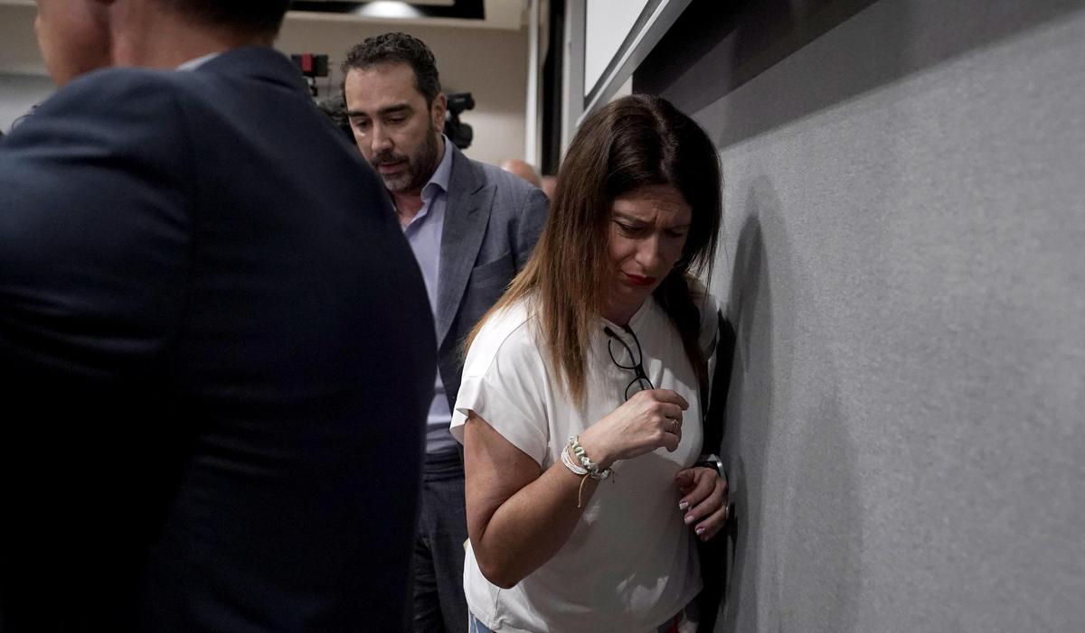 Leire Díez lors de la conférence de presse que Víctor de Aldama a proposé et comparu.