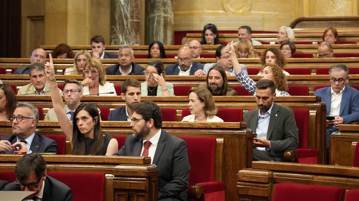 Imagen del pleno del Parlament este jueves.