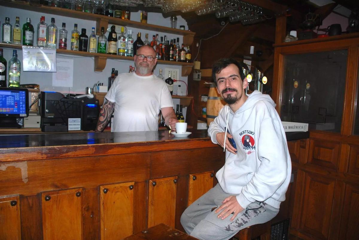 Fernando Fernández - à gauche - et Salvador Méndez, à La Molicuca, il y a un mois.