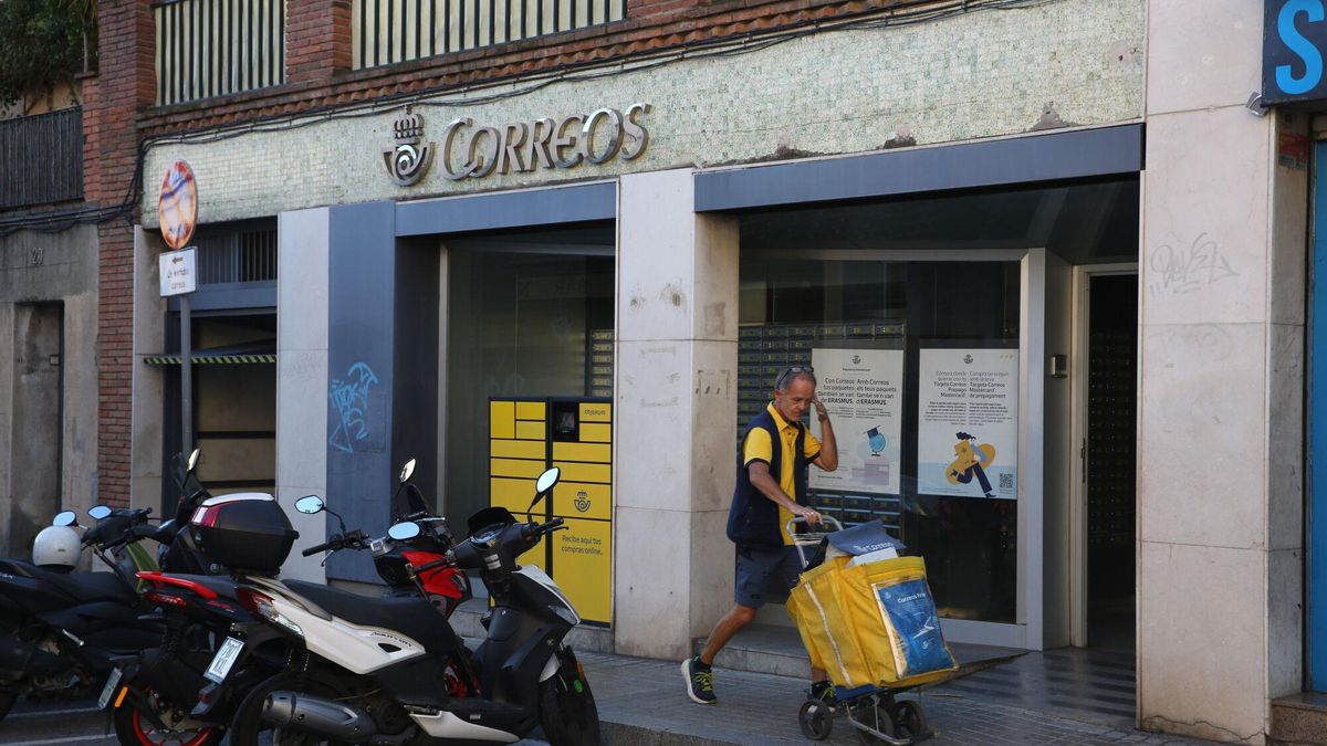 Exterior de la oficina de correos
