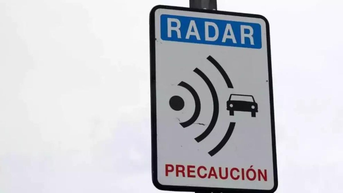 ¿Cuánto tarda en llegar una multa de un radar de velocidad?