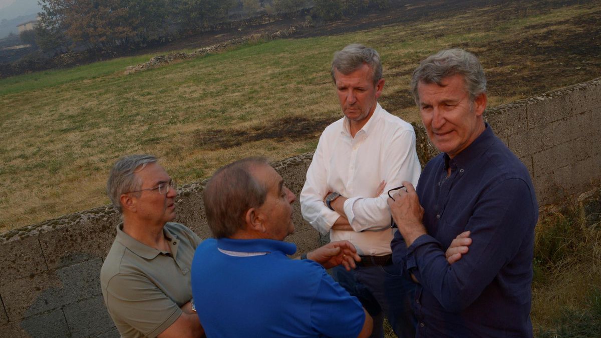 Feijóo, con Alfonso Rueda, en los incendios de Ourense.