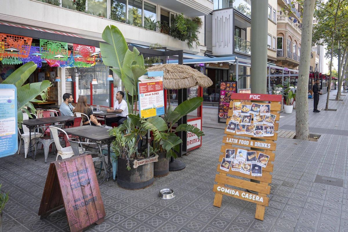 Barcelone 09/05/2025 Les derniers restaurateurs habituels du mutant Joan de Borbó dans le Barcelonet