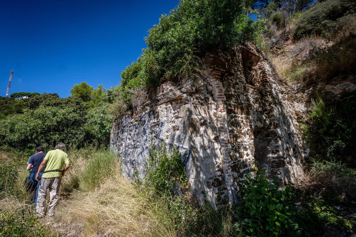 Le distributeur d'eau du monastère disparu de Sant Jeroni de la Vall D'Hebron, à Barcelone.
