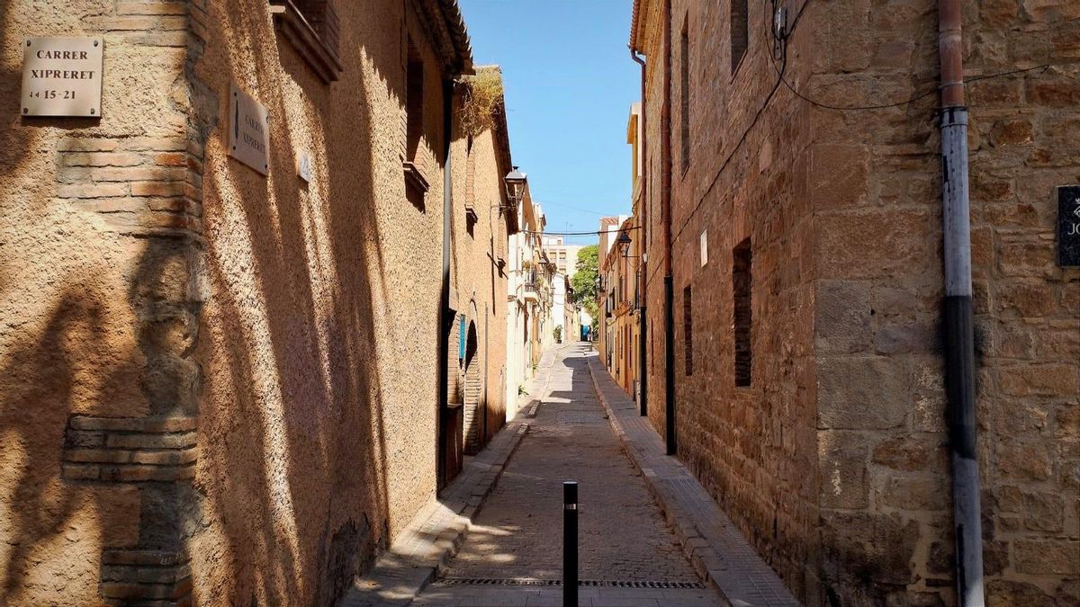 La calle Xiprerer de L'Hospitalet de Llobregat.
