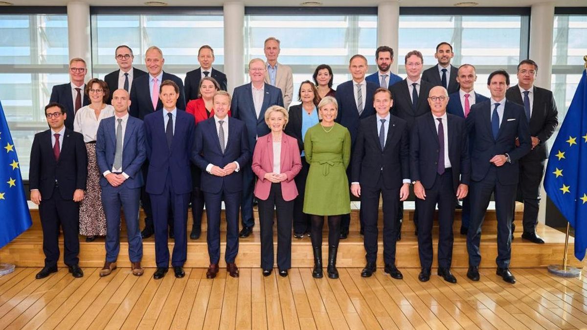 Reunion Comisión Europea y sector de la automoción