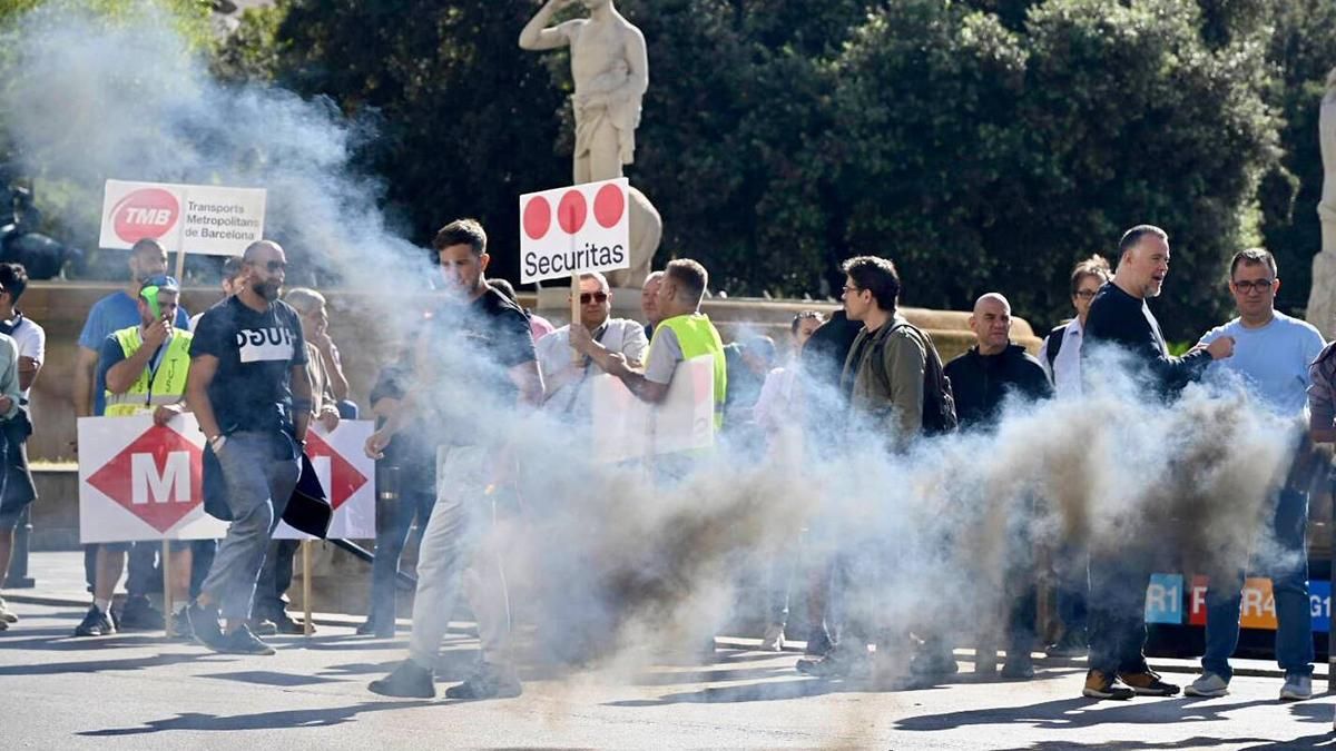 Los trabajadores de seguridad del metro de Barcelona reclaman mejores condiciones laborales