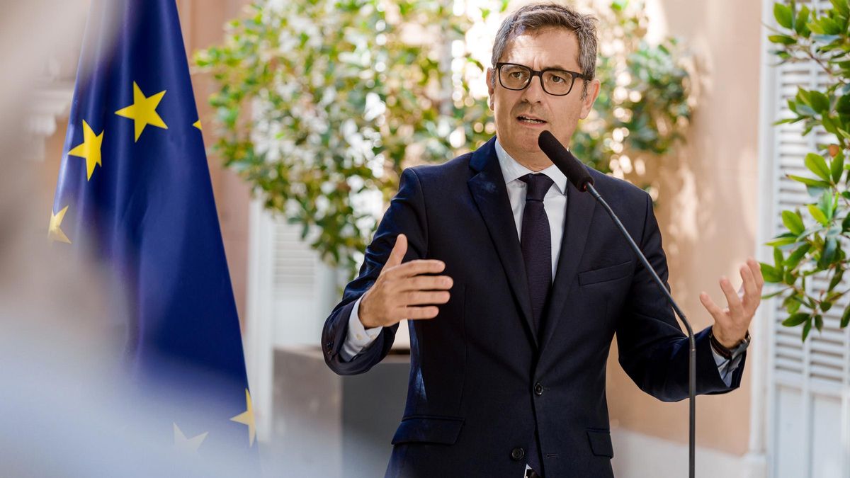 El ministro de Justicia, Presidencia y Relaciones con las Cortes, Félix Bolaños, ofrece declaraciones a los medios, en el Palacio de Parcent, a 3 de septiembre de 2025, en Madrid (España).