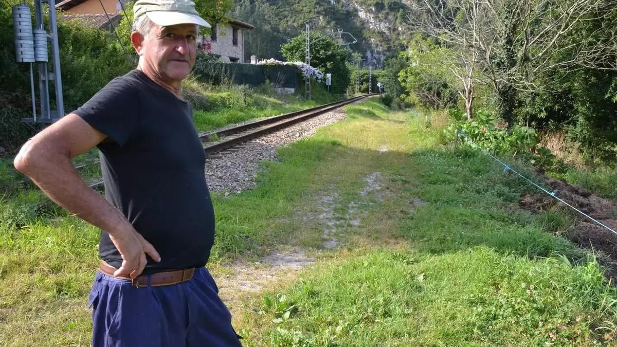 José Antonio Otero Toraño en Cueves (Ribadesella).