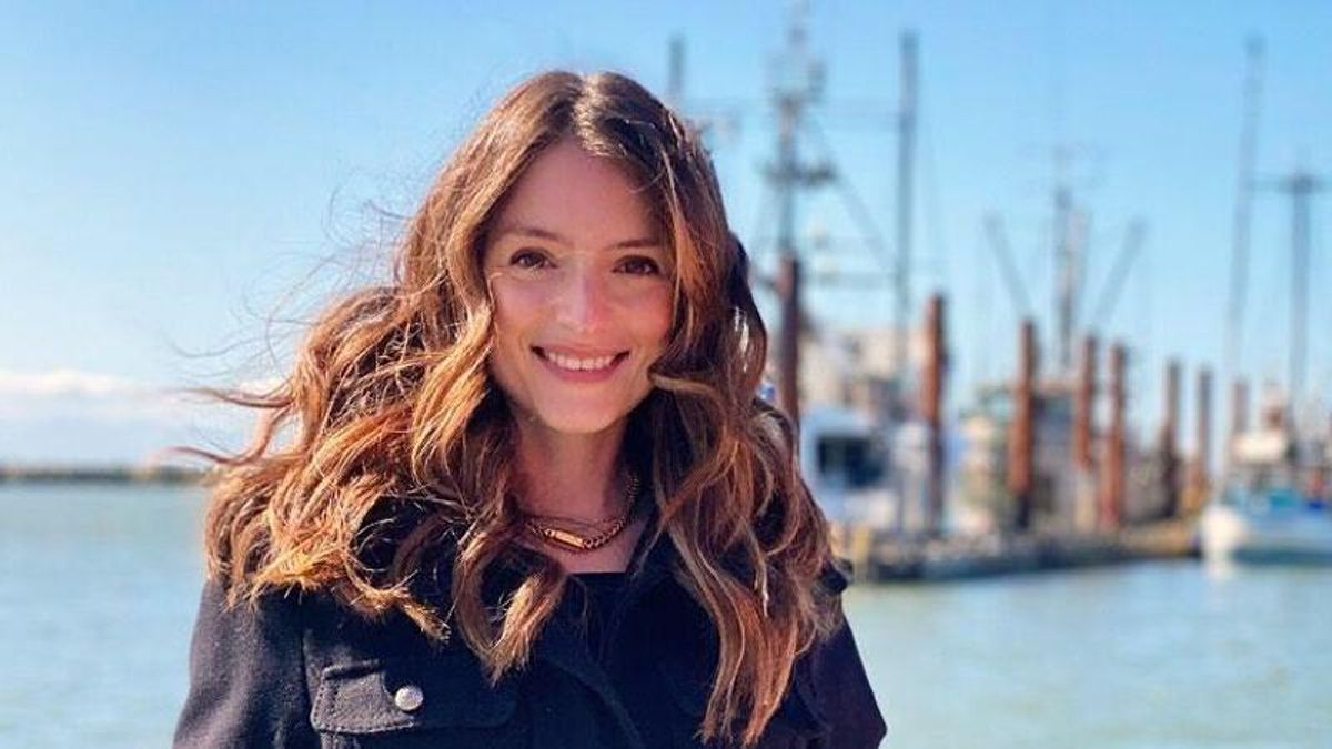 Elsie Silver es una autora canadiense que escribe novelas románticas 'spicy' ambientadas en áreas rurales.