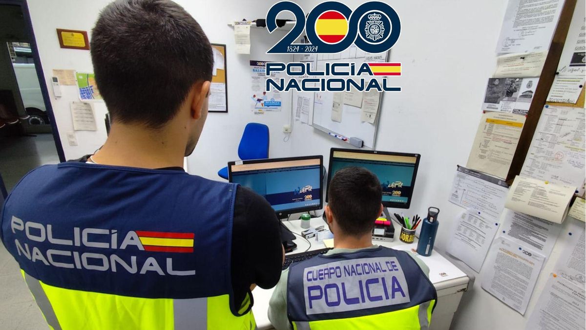 Imagen de los agentes de la Policía Nacional de la Ucrif