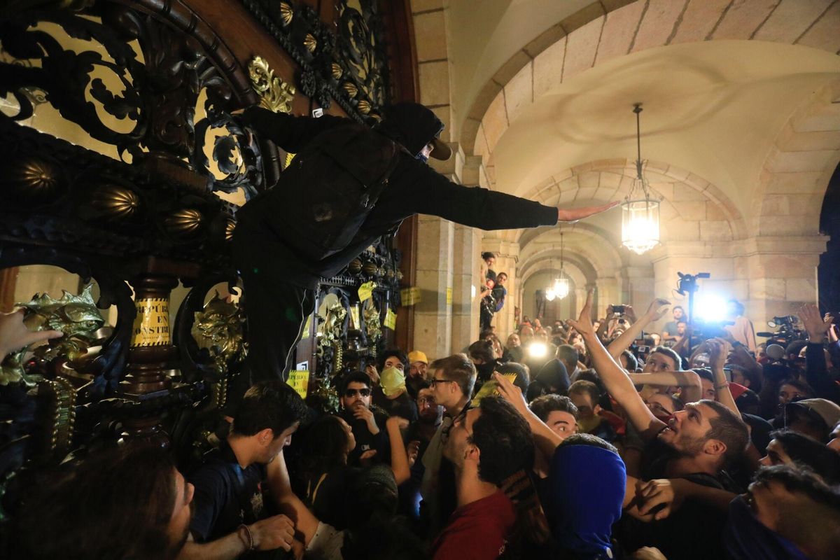 Barcelone 01/10/2018 Politique. manifestation avec des sondages à réclamer & quot; l'accomplissement du mandat populaire de 1-o & quot;. Convoqué par la plate-forme 1 D'Eubject Photo de Ferran Nadeu