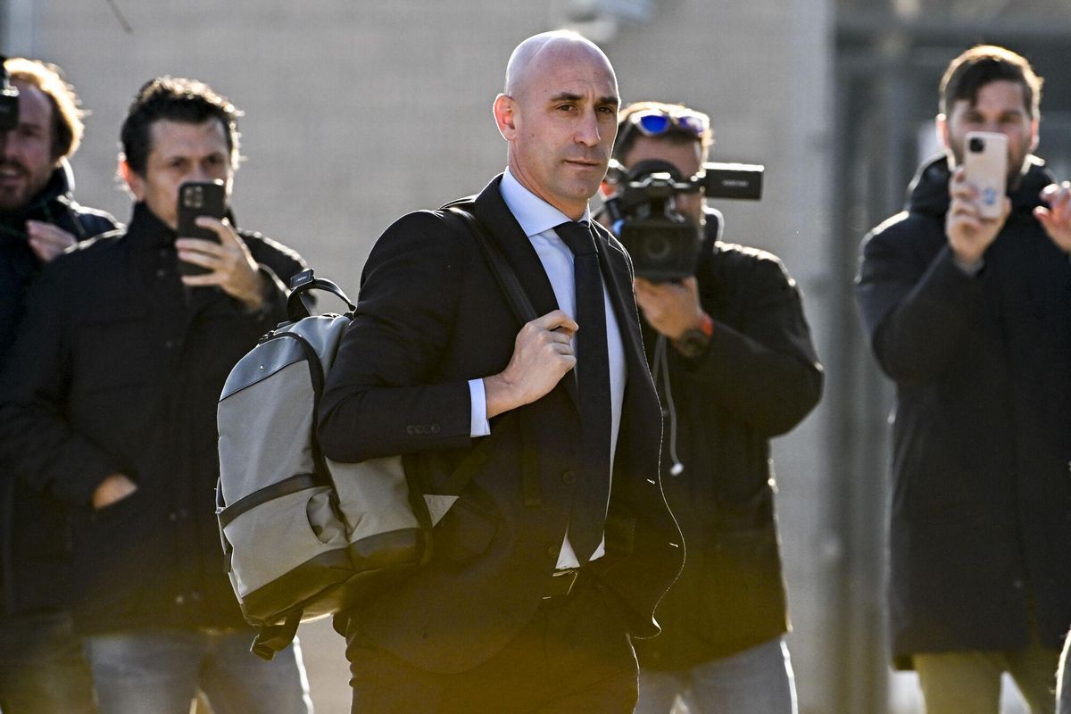 L'ancien président de la RFEF Luis Rubiales à son arrivée au Tribunal National de San Fernando de Henares, Madrid.