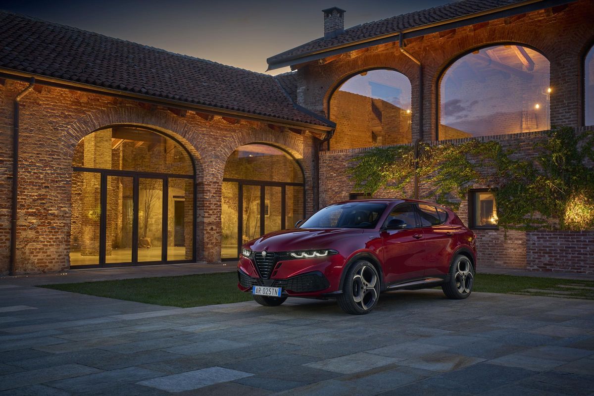 Alfa Romeo change l'image de la Tonale et revoit ses motorisations