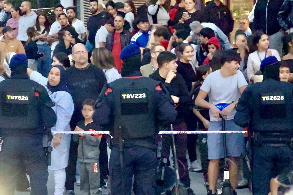 Manifestants à Sabadell en raison de la présence de Vox dans la ville
