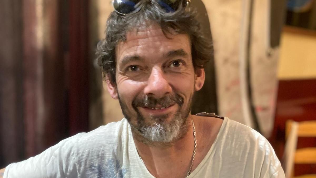 El músico ha fallecido a los 53 años. Durante la pandemia cuidó de los más desfavorecidos del sector cultural.