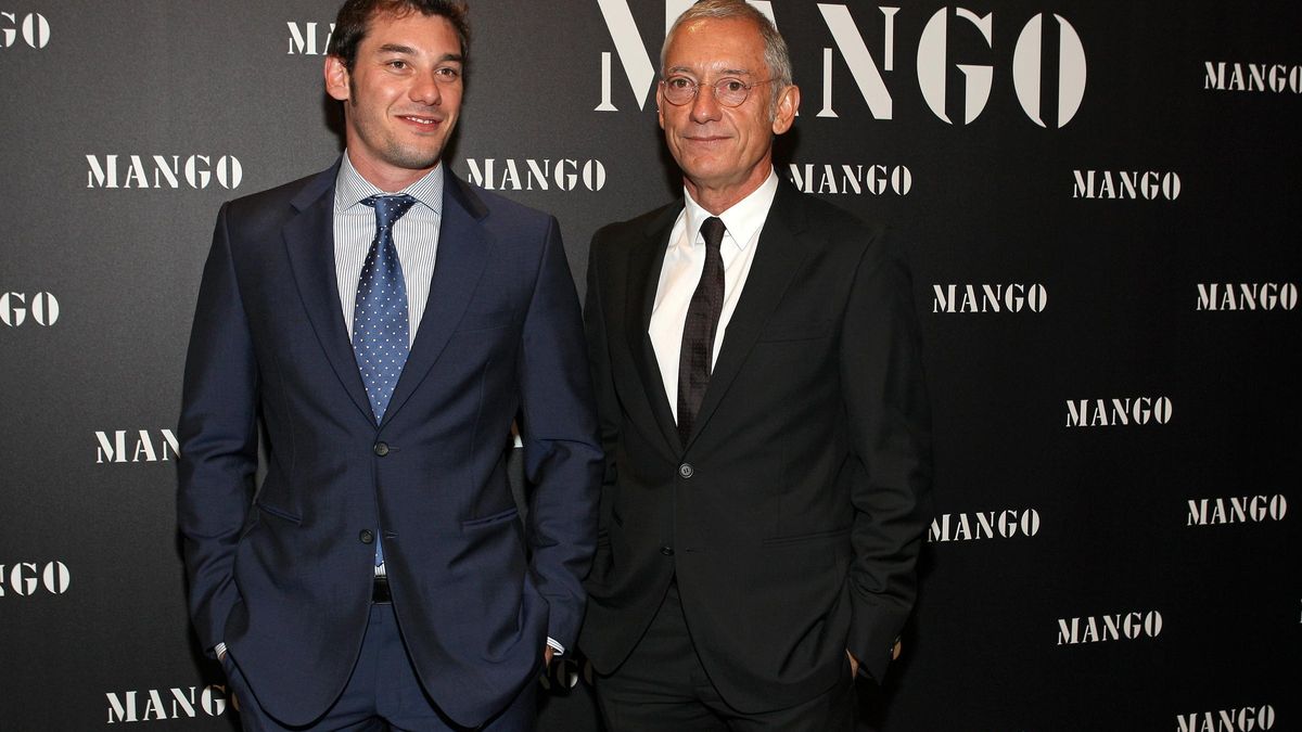 Jonathan Andic junto a su padre, Isak Andic, en una imagen de archvo