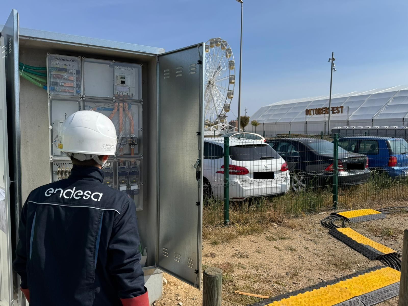 Operativo de Endesa en el Oktoberfest de Santa Susanna (Maresme)