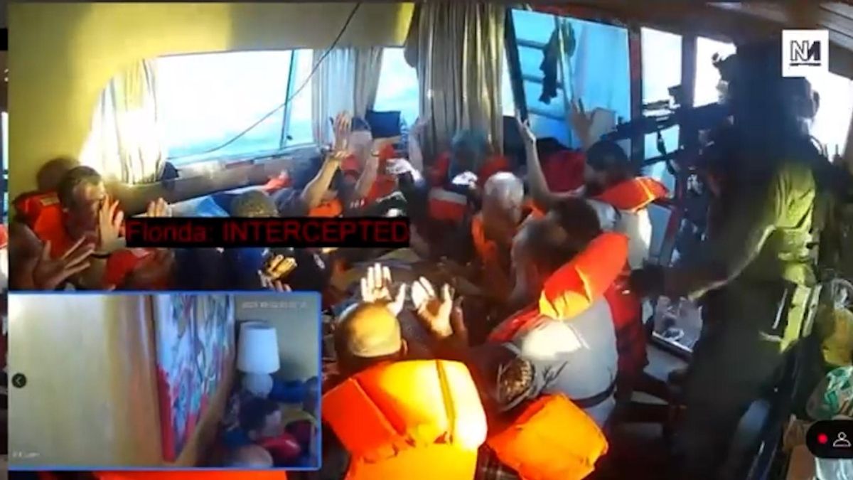 Este es el momento del abordaje a uno de los barcos de la Flotilla a Gaza por los soldados israelíes